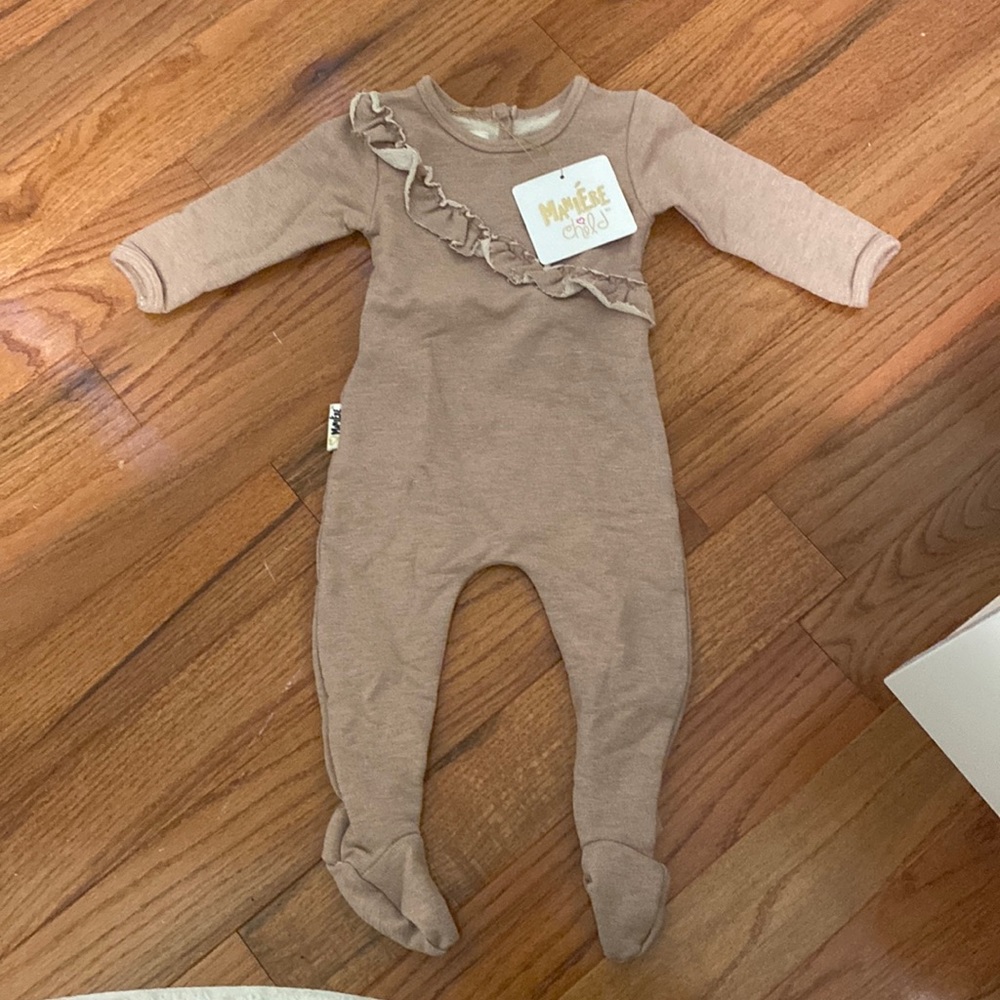 Maniere baby girl 12 month footie